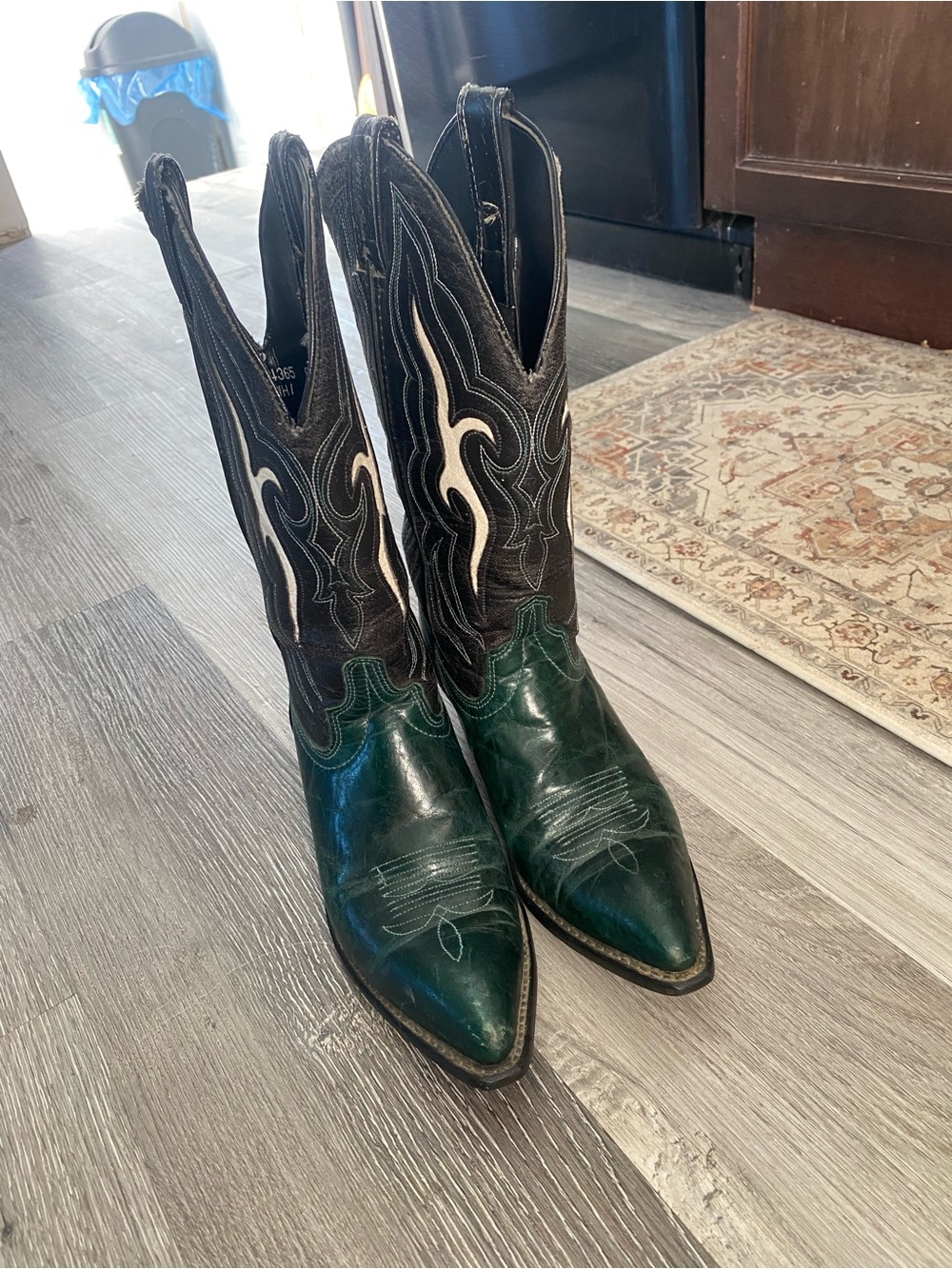 Laredo Green and Black Western Cowboy Boots